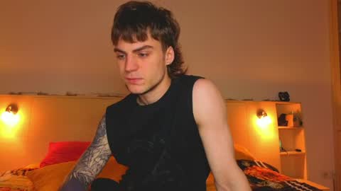 Snapshot of sly_gus chatting on June 2026 10:11:02 PM Gus online show from June 2026 10:11:02 PM