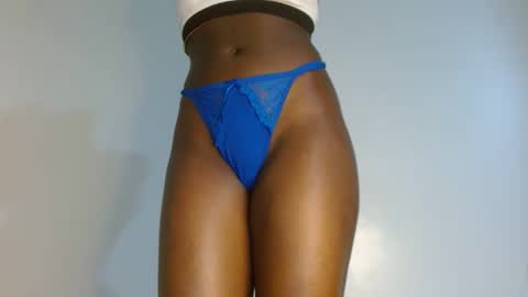 sly_rose online show from October 2025 01:48:02 PM