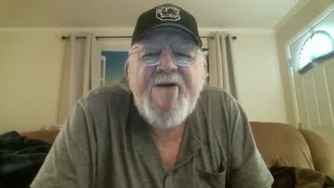 Sly online show from October 2025 07:44:02 PM