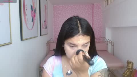 Snapshot of small__naughty chatting on June 2026 01:04:01 PM Mariana Torres online show from June 2026 01:04:01 PM