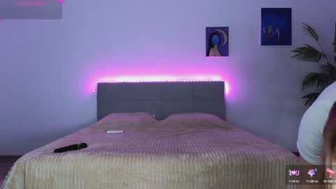 Emily online show from January 2025 03:19:01 AM