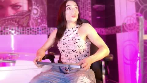 Small Hot19 online show from March 2026 09:56:02 AM