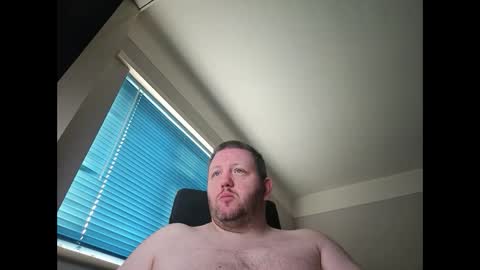 Snapshot of smallone19832 chatting on December 2024 09:33:01 AM smallone19832 online show from December 2024 09:33:01 AM