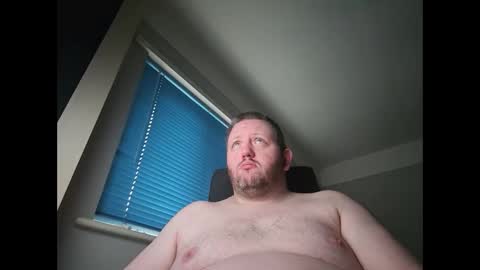 Snapshot of smallone19832 chatting on December 2024 08:44:02 AM smallone19832 online show from December 2024 08:44:02 AM