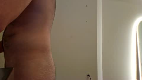 Snapshot of smallthrob chatting on May 2026 07:20:02 PM smallthrob online show from May 2026 07:20:02 PM