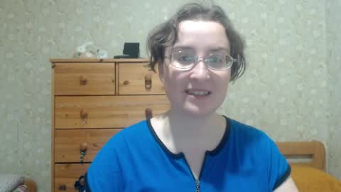 smart_rose online show from April 2026 04:18:01 PM