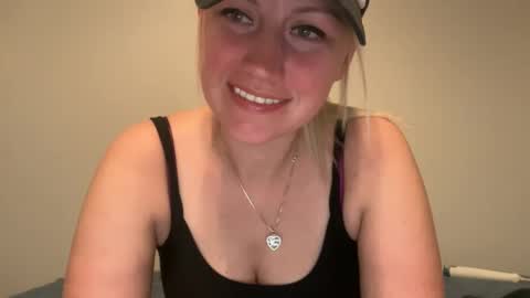 smexxii93 online show from December 2024 04:35:02 AM