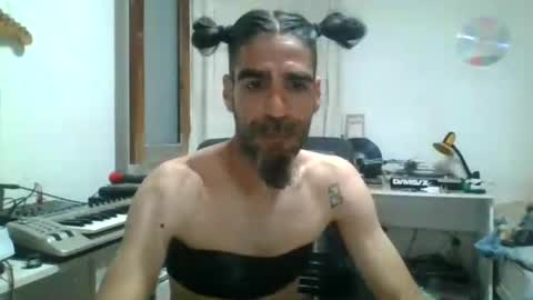willy online show from July 2026 10:27:01 PM