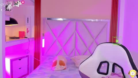 smile__1 online show from September 2025 06:42:01 PM