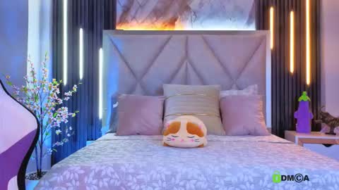 smile__1 online show from November 2025 11:10:02 AM