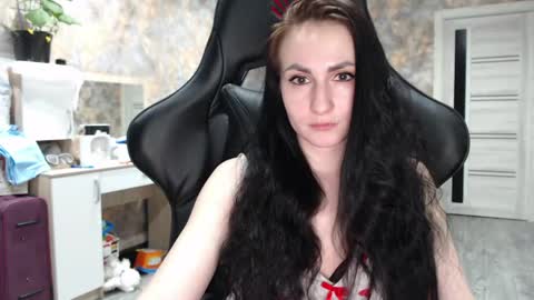 Snapshot of smile_cute_fox chatting on April 2026 12:10:02 PM smile_cute_fox online show from April 2026 12:10:02 PM