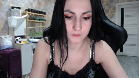 Snapshot of smile_cute_fox chatting on May 2026 12:12:02 PM smile_cute_fox online show from May 2026 12:12:02 PM