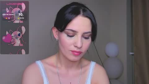 Bella online show from April 2026 05:19:02 PM