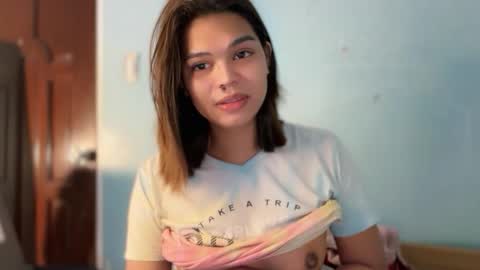 Snapshot of smile_sunshinex chatting on November 2025 08:36:02 AM call me sunshine online show from November 2025 08:36:02 AM