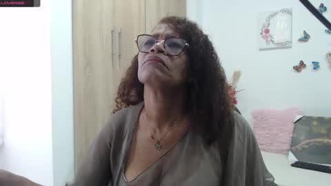 Smileth online show from February 2025 11:43:01 AM