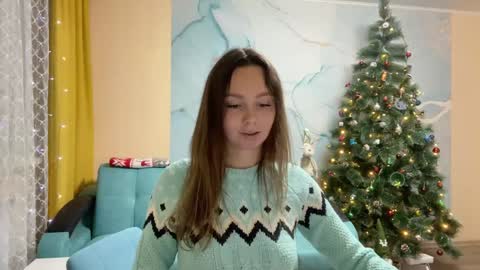 smiling_riddle online show from December 2024 12:45:02 PM