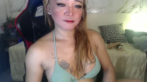 Snapshot of smokeprincess chatting on June 2026 10:53:02 PM Amanda online show from June 2026 10:53:02 PM