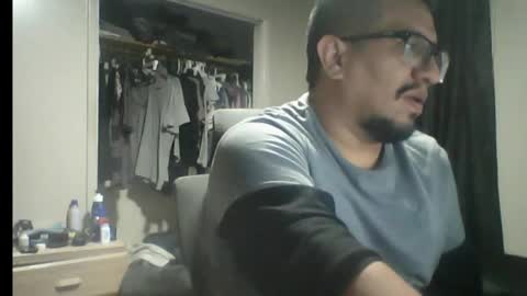 Snapshot of smoky47gxxx chatting on December 2025 02:28:01 AM smoky47 online show from December 2025 02:28:01 AM