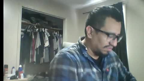 Snapshot of smoky47gxxx chatting on December 2025 04:01:02 PM smoky47 online show from December 2025 04:01:02 PM