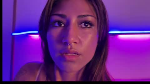 Carolina online show from April 2026 02:51:02 AM