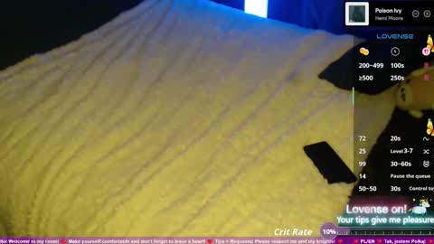 Strawberry Muffin online show from February 2026 09:13:01 PM