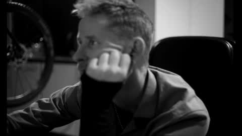 Snapshot of sneaky1985 chatting on March 2026 07:17:01 PM sneaky1985 online show from March 2026 07:17:01 PM