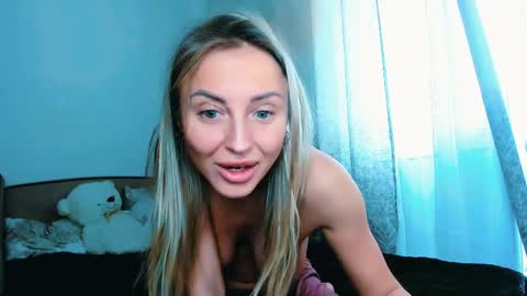 Sneja online show from May 2026 11:18:01 AM