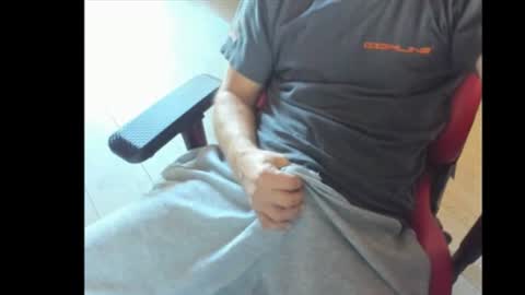 snip1977 online show from September 2025 10:49:02 AM