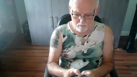 snobird1957 online show from August 2026 07:49:01 PM