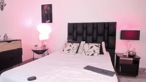 Snooky clintonn online show from February 2025 08:18:02 AM