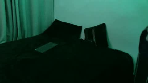 snow92jake online show from December 2025 09:03:02 AM