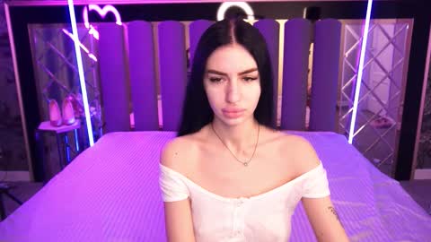 snow_whiteeex online show from February 2026 06:34:01 AM