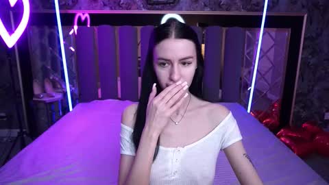 snow_whiteeex online show from February 2026 06:39:02 AM