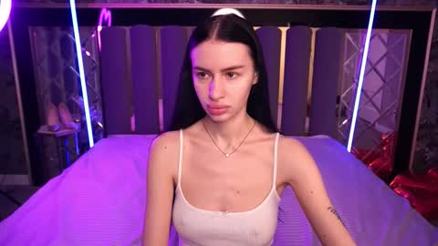 snow_whiteeex online show from February 2026 06:39:02 AM