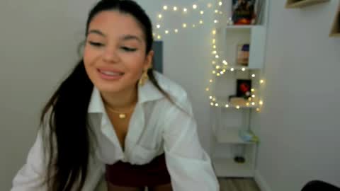 Snapshot of snowingwinter chatting on January 2025 06:26:01 AM snowingwinter online show from January 2025 06:26:01 AM