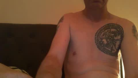 Snapshot of snub71 chatting on February 2026 03:39:02 PM snub71 online show from February 2026 03:39:02 PM