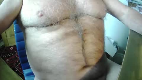 snudge432 online show from April 2026 12:14:01 PM