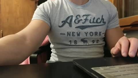 Snapshot of so_thick chatting on February 2025 08:57:01 PM luca -   online show from February 2025 08:57:01 PM