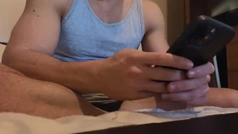Snapshot of so_thick chatting on October 2025 03:19:01 PM luca -   online show from October 2025 03:19:01 PM