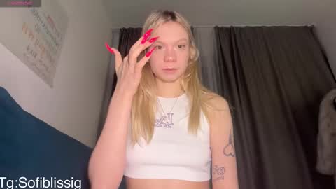 Snapshot of sof1bl1ss chatting on March 2026 01:10:01 AM Sofi online show from March 2026 01:10:01 AM