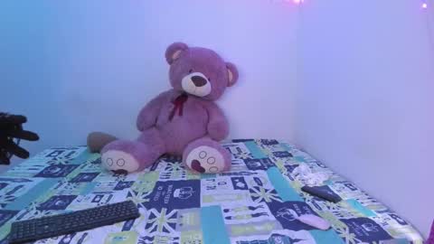 sofia  independent online show from March 2026 06:03:01 PM