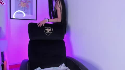 Soffy  online show from February 2026 11:37:01 AM