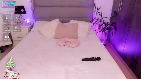 Sofia online show from December 2025 03:22:02 AM