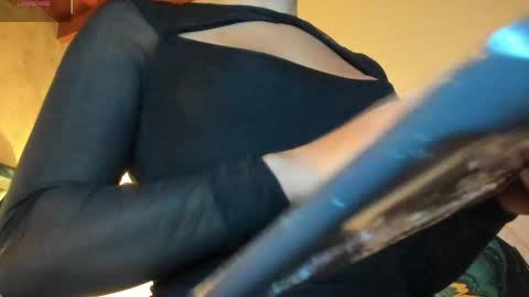 Snapshot of sofi_moreno chatting on December 2025 11:26:02 AM Sofi online show from December 2025 11:26:02 AM