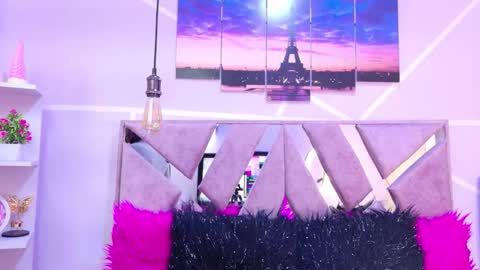 Sofi Noa online show from November 2025 11:21:01 AM