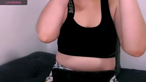 sofi rojas online show from June 2026 02:27:01 AM