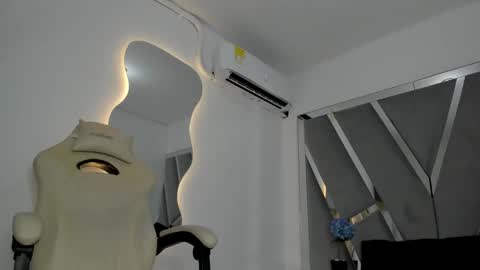 SOFIA online show from January 2025 03:17:01 AM