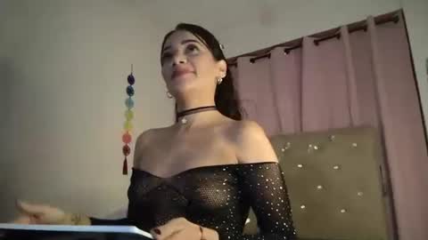 sofia8428 online show from November 2025 11:54:01 PM