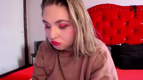 Snapshot of sofia__bella chatting on June 2026 05:56:02 PM Sofia bella online show from June 2026 05:56:02 PM