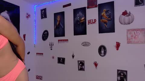 sofia_arango1107 online show from October 2025 07:14:02 PM